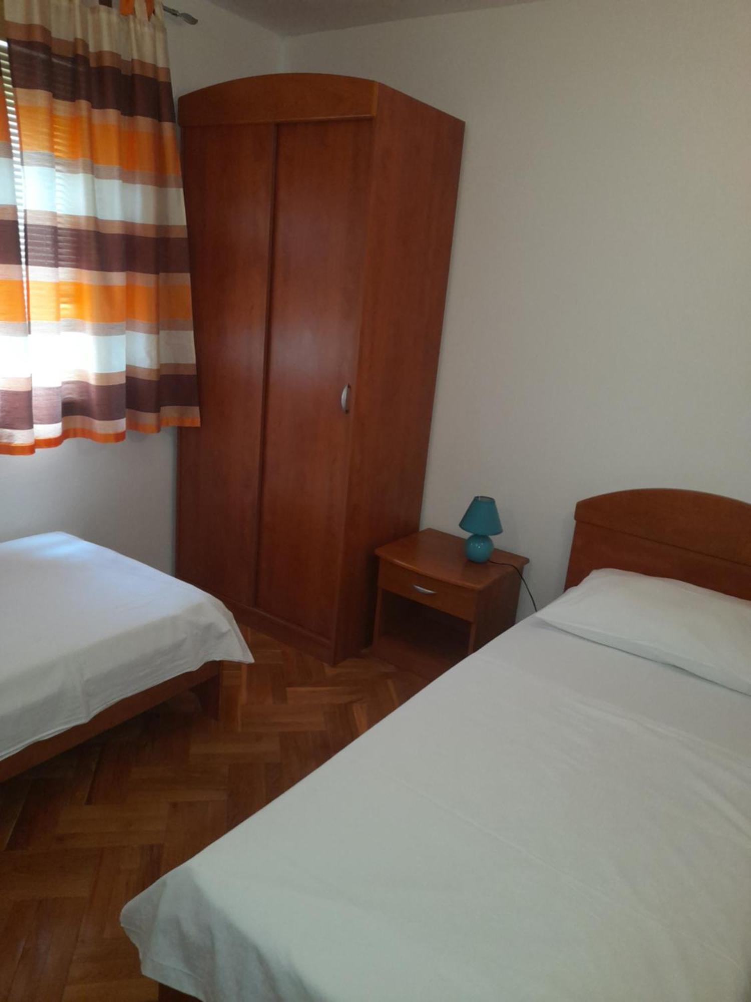 Appartamento Nives B. San Pietro di Brazza Esterno foto