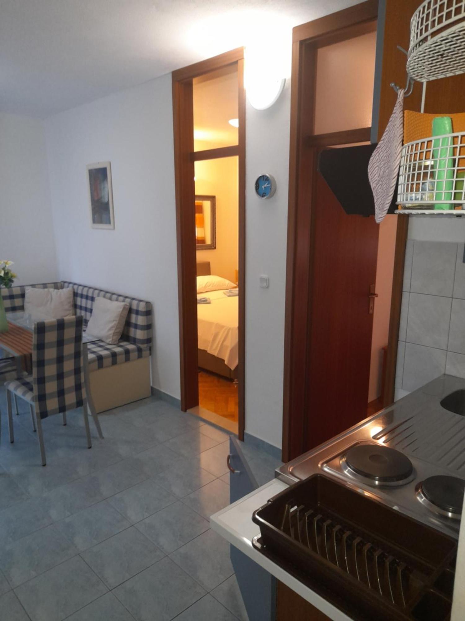 Appartamento Nives B. San Pietro di Brazza Esterno foto